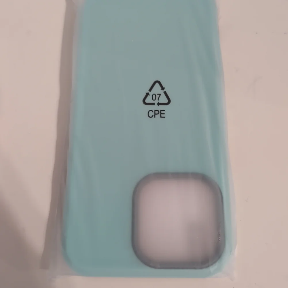 I-Phone 15‎ Pro Max Diverbox Shatter Proof and Anti Scratchy Phone Case Teal NIB